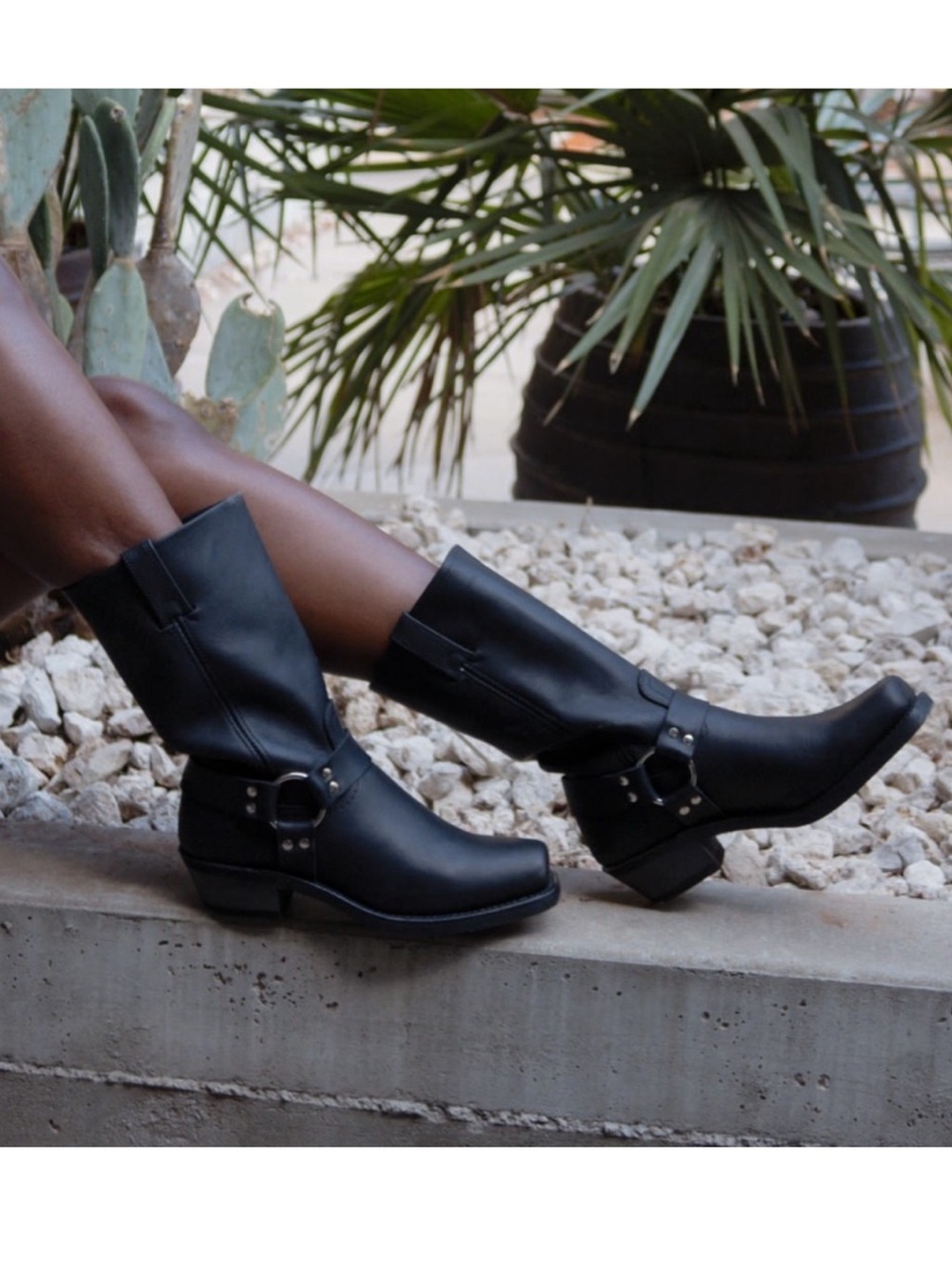 Frye Harness 12R Leather Moto Boots in Black NWT